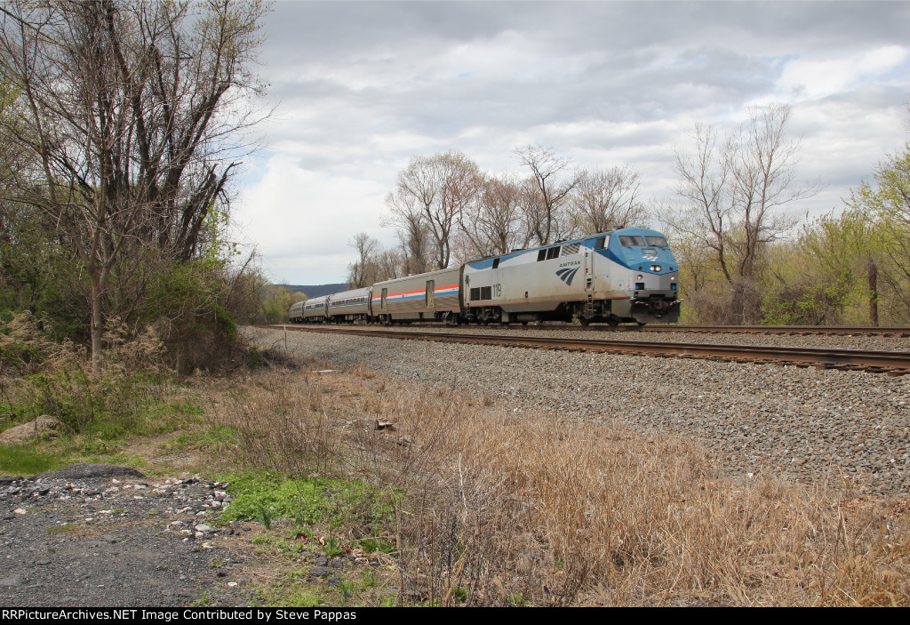 Amtrak 119 leading train 42 through Cove PA